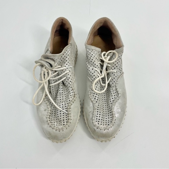 Diba True Poker Hand Perforated Silver Metallic Leather Lace-Up Sneakers 8 - Picture 6 of 11